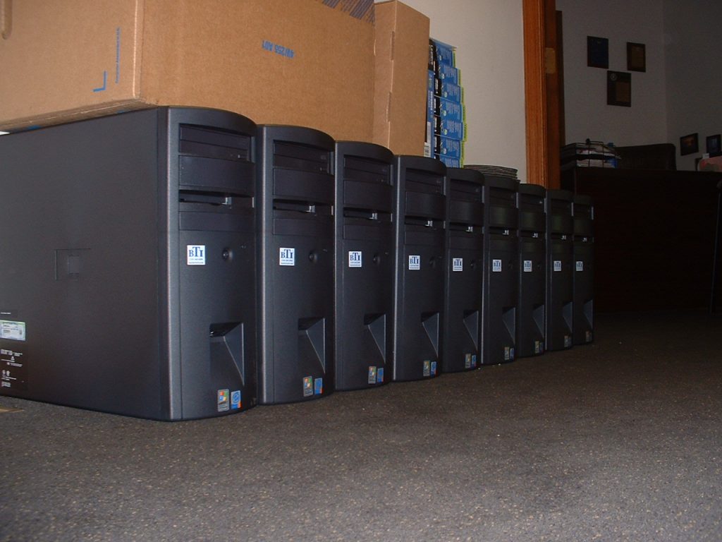 Row of server racks in a Buchertech equipment room